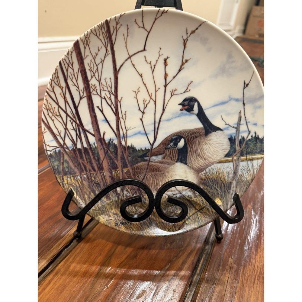 Donald Pentz Nesting Collector Plate 1986 Dominion China Canada Geese Wildlife